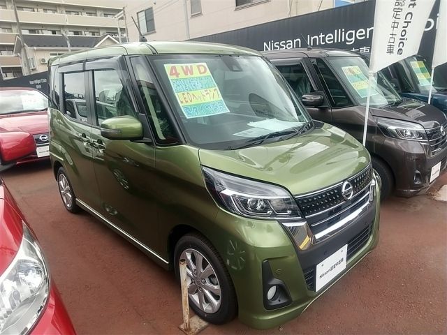 4753 Nissan Dayz roox B21A 2018 г. (NAA Tokyo)